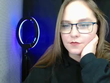 Nikamuur Chaturbate stream image from October 18, 2025