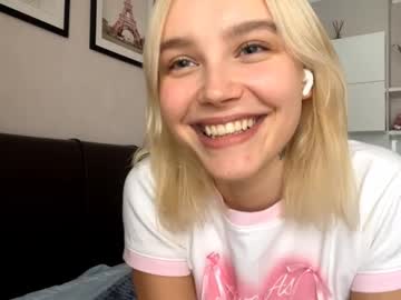 Paztumminello Chaturbate stream image from October 18, 2025