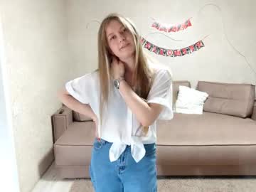 Christianahessee Chaturbate stream image from October 18, 2025