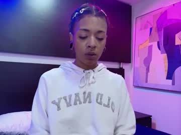 Isla_Stoones Chaturbate stream image from October 18, 2025
