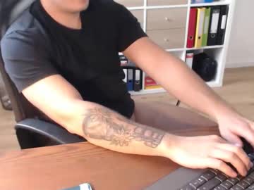 Dickeeier96 Chaturbate stream image from October 18, 2025