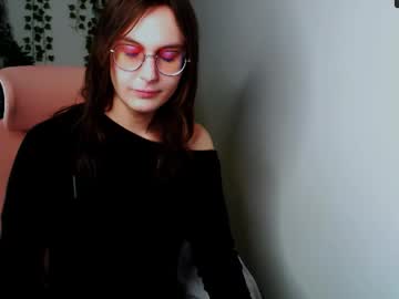 Lilithiscute Chaturbate stream image from October 18, 2025