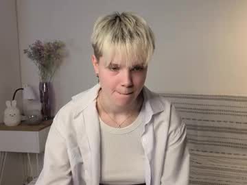 Mimipuff Chaturbate stream image from October 18, 2025