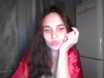 Brunettelike Chaturbate stream image from October 18, 2025