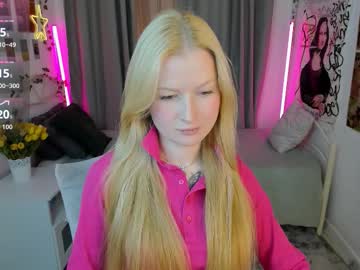 Laly_Peach Chaturbate stream image from October 18, 2025