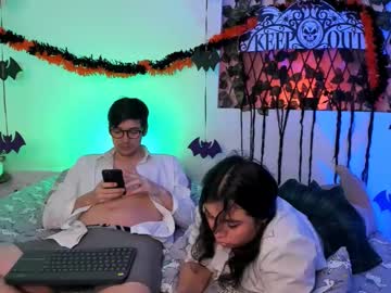Kylietimothee Chaturbate stream image from October 18, 2025
