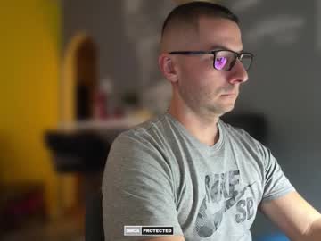 Chsob Chaturbate stream image from October 18, 2025
