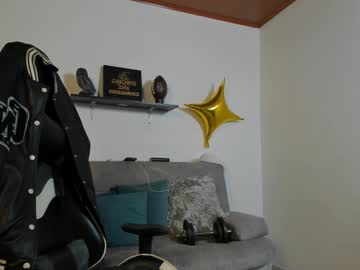 Julian_Wallace Chaturbate stream image from October 18, 2025