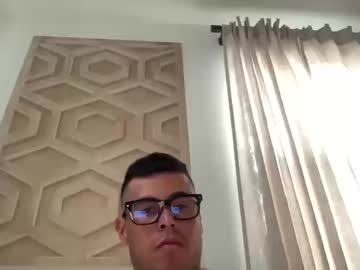 Carlosportillo2186 Chaturbate stream image from October 18, 2025