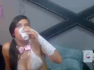 Emmily_Owenn Chaturbate stream image from October 18, 2025