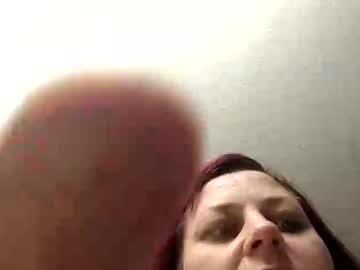 Glitter_Peach Chaturbate stream image from October 18, 2025