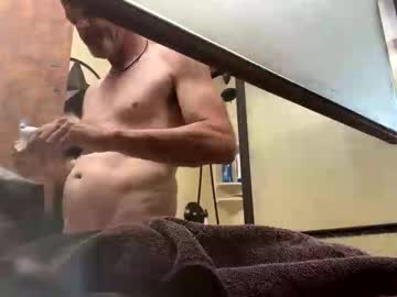 Scotthuffsalot Chaturbate stream image from October 18, 2025