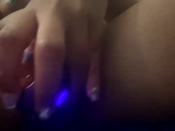 Xvi554 Chaturbate stream image from October 18, 2025
