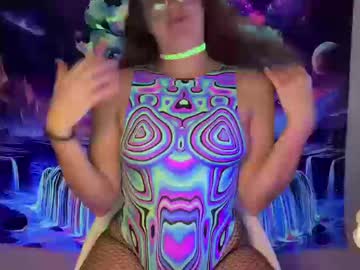 Wanderlustjade Chaturbate stream image from October 18, 2025