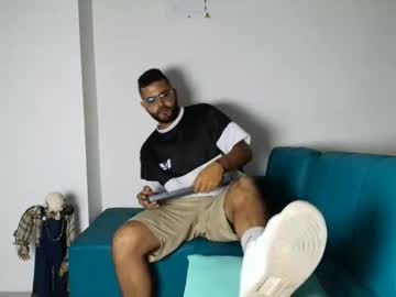Masterbear01 Chaturbate stream image from October 19, 2025