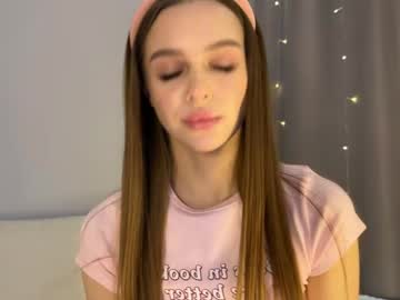 Kusunya Chaturbate stream image from October 19, 2025