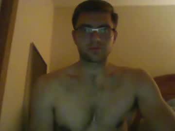 Fallenkinkysin Chaturbate stream image from October 19, 2025