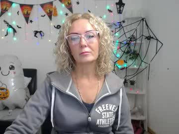Emmapark738567 Chaturbate stream image from October 19, 2025