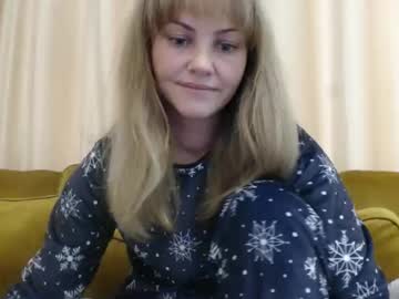 Redjessica Chaturbate stream image from October 19, 2025