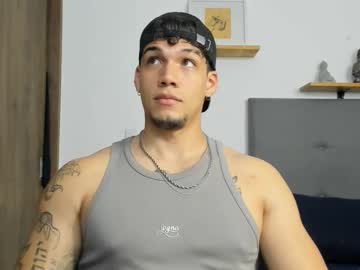 Axel_Taylor21 Chaturbate stream image from October 19, 2025