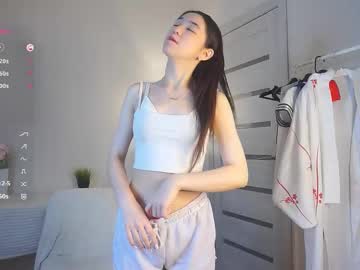 Rowenadowe Chaturbate stream image from October 19, 2025