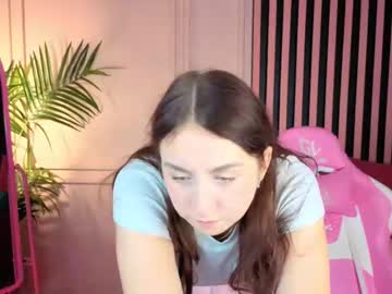 Agness_Moon Chaturbate stream image from October 19, 2025