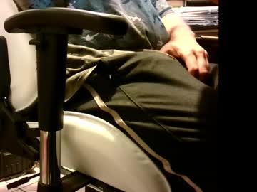 Lonelypumabreizh Chaturbate stream image from October 19, 2025