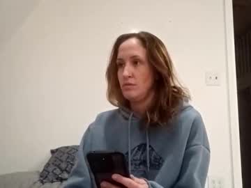 Emalexander2817 Chaturbate stream image from October 19, 2025