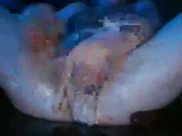 Mikes69638385 Chaturbate stream image from October 19, 2025