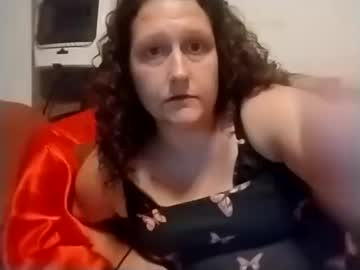 Missmagicmushroom Chaturbate stream image from October 19, 2025