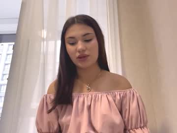 Eloisetatsuhara Chaturbate stream image from October 19, 2025