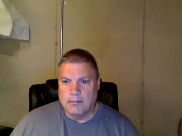 Fletch32 Chaturbate stream image from October 19, 2025