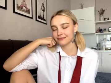Paztumminello Chaturbate stream image from October 19, 2025