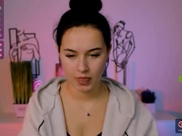 Laura_Sween Chaturbate stream image from October 19, 2025