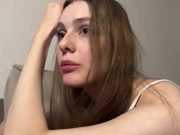 Polinamiler Chaturbate stream image from October 19, 2025