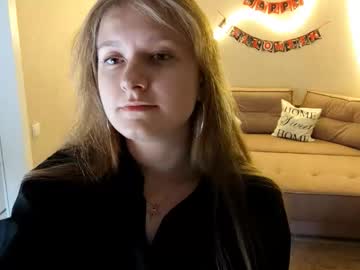 Christianahessee Chaturbate stream image from October 19, 2025