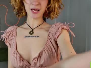 Maffinpurrr Chaturbate stream image from October 19, 2025