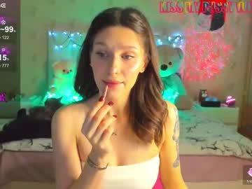 Unearthly_Di Chaturbate stream image from October 19, 2025