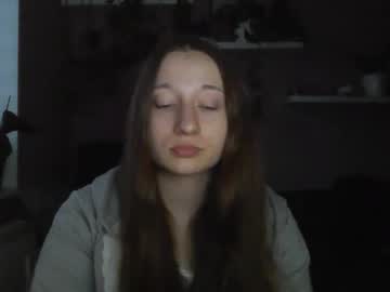 Lindaamore Chaturbate stream image from October 19, 2025