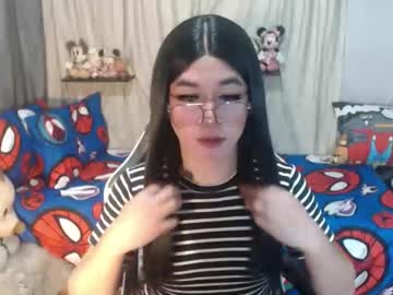 Desirable_Lorinexx Chaturbate stream image from October 19, 2025