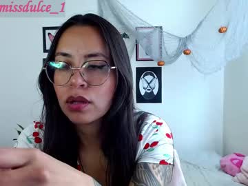 Dulcemaria_Alvarez22 Chaturbate stream image from October 19, 2025