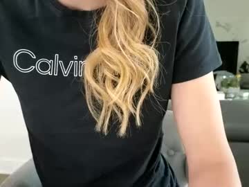 Emilyy_Miller Chaturbate stream image from October 19, 2025