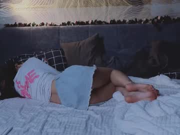 Milana_Sins Chaturbate stream image from October 19, 2025