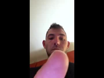 Down2fuckyobitch Chaturbate stream image from October 19, 2025
