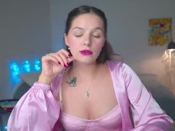 Ewelynscott Chaturbate stream image from October 19, 2025
