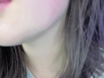 Kira_Kick Chaturbate stream image from October 19, 2025