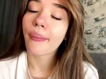 Jinny_Garland Chaturbate stream image from October 19, 2025