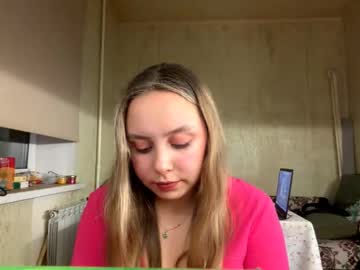 Julietmegown Chaturbate stream image from October 19, 2025
