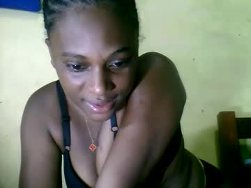 Maissa687177 Chaturbate stream image from October 19, 2025