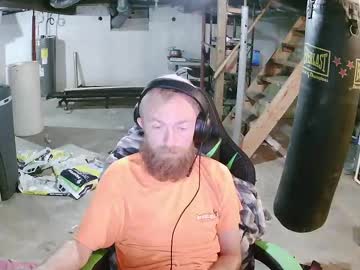Kazthesub Chaturbate stream image from October 19, 2025